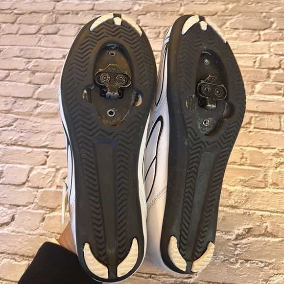 Ladies spin shoes size 40 - Picture 4 of 5